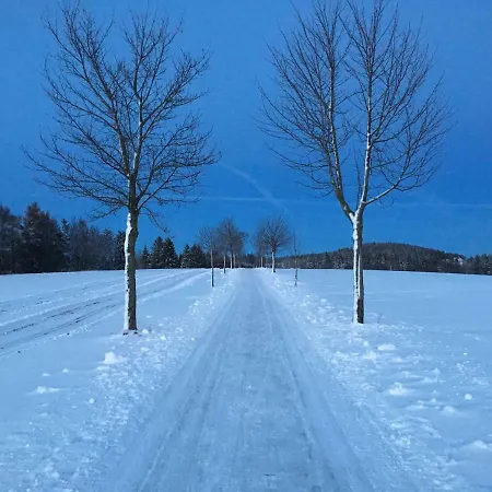 Ferienapartment Landwohnung Laura 아파트 *